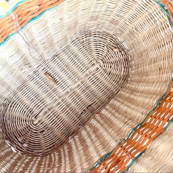 Sold🎈Vintage Wicker Basket Purse Leather Trim - Picture 8 of 10